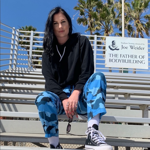 ℋ𝒾 𝒫ℴ𝓈𝒽𝓂𝒶𝓇𝓀!! - Picture 9 of 12